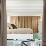 Apartment Stunning 2 Bedroom Milan