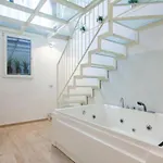 Apartment Stunning 2 Bedroom *